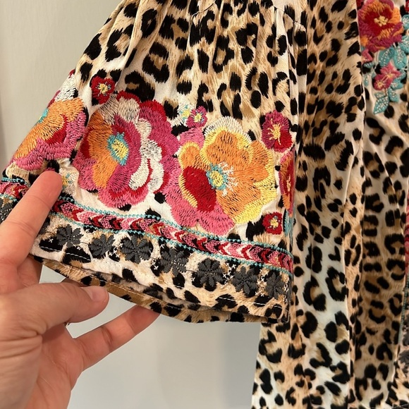 Savanna Jane - animal print, floral embroidered, 3/4 Sleeve blouse - Picture 4 of 7